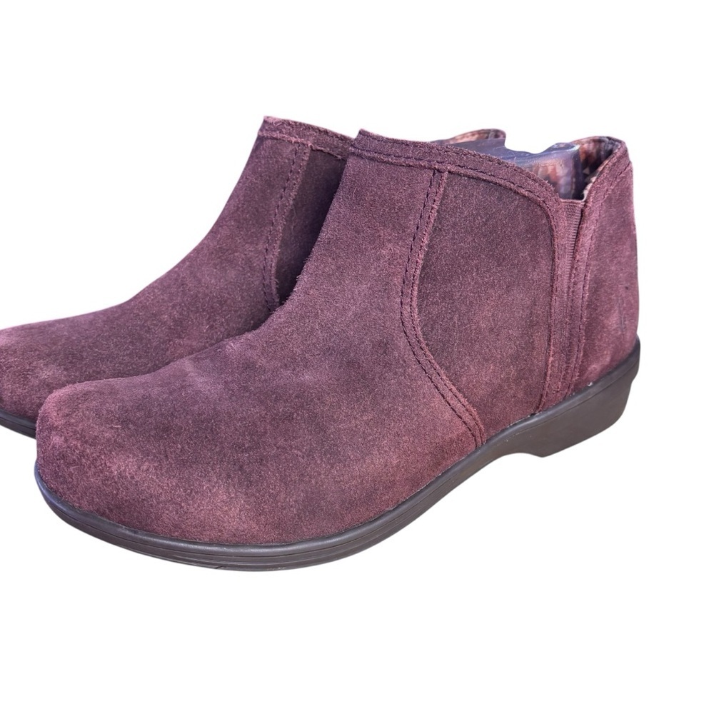 Revitalign Monrovia Burgundy Suede Ankle Boots – Women’s Sz US 8.5 / EU 39